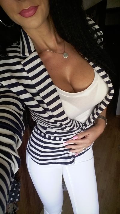 Kristi Shaner - Escort Girl from Fort Wayne Indiana