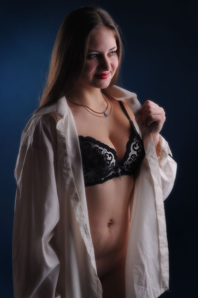 Diana Dellinger - Escort Girl from Renton Washington