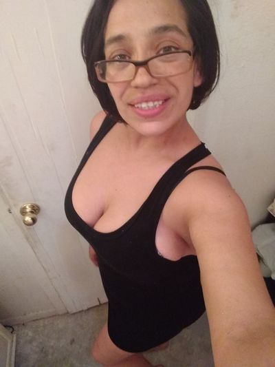 Latina Escort in Palmdale California